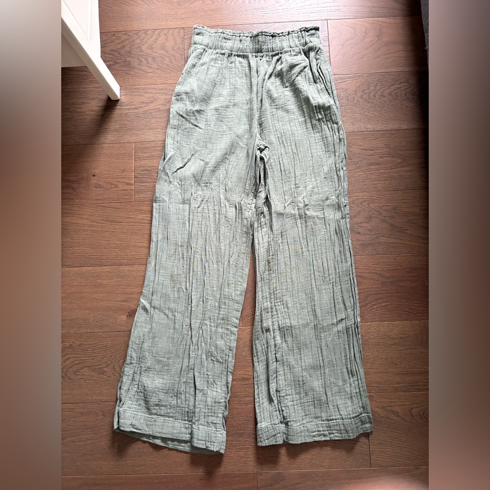 Gap Crinkle Gauze High Rise Wide Leg Pants Laurel Wreath Green - Picture 3 of 4